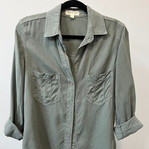 Cloth and Stone Green Button Down Top size S